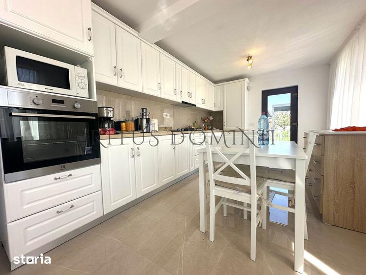 Casă cu 5 camere cu Teren 500 Mp în Sânmartin