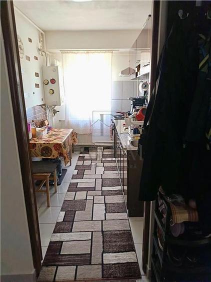 Apartament cu 2 camere decomandat, mobilat în Girocului