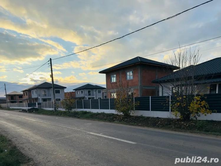 Casă cu 5 camere în Central
