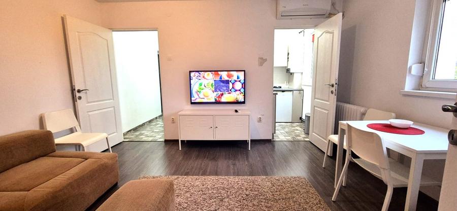 Apartament cu 2 camere semidecomandat, mobilat în Gheorgheni