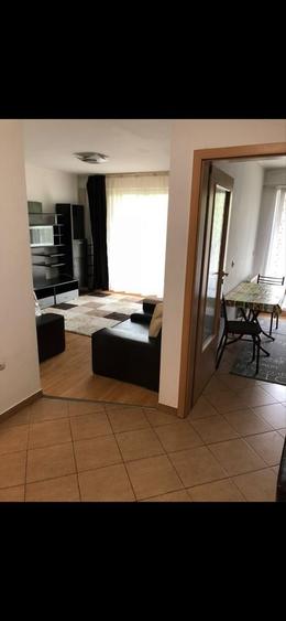Garsonieră decomandată în Central