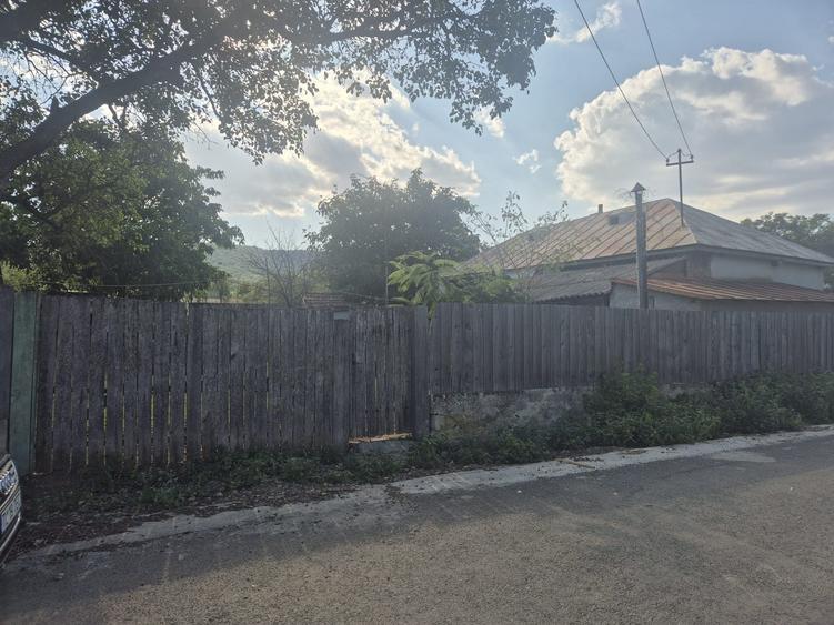 Casă cu 3 camere în Hamcearca