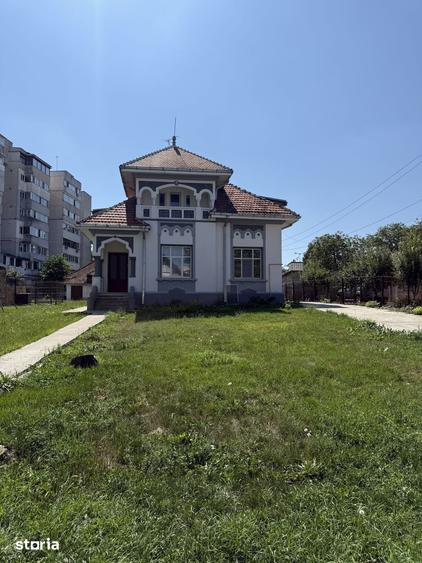Casa+teren 2179 mp in Centru Bacau - 5