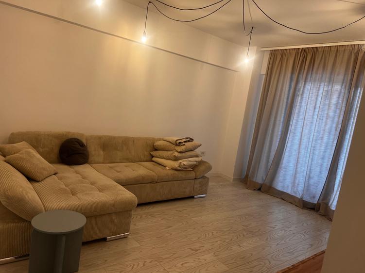 Apartament cu 2 camere decomandat în Valea Lupului
