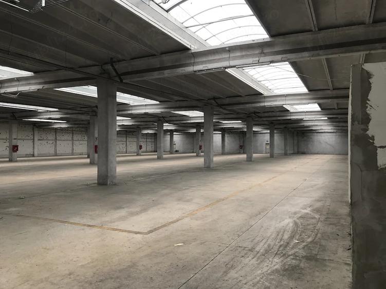Spațiu comercial, de 1,720 mp, în Glina