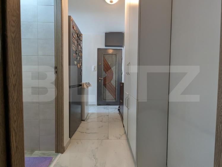 Apartament cu 2 camere semidecomandat, mobilat în Valenta