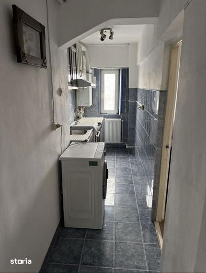 Garsonieră decomandată în Central