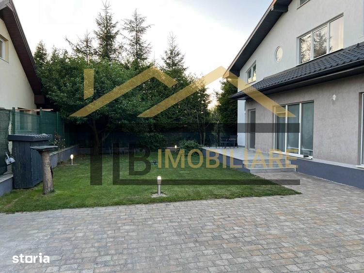 Casă cu 4 camere cu Teren 450 Mp în 7 Noiembrie