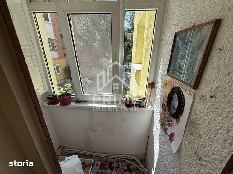 Apartament de vanzare 2 Camere | Etaj 1 | 2 Balcoane | De renovat | Zo - 7