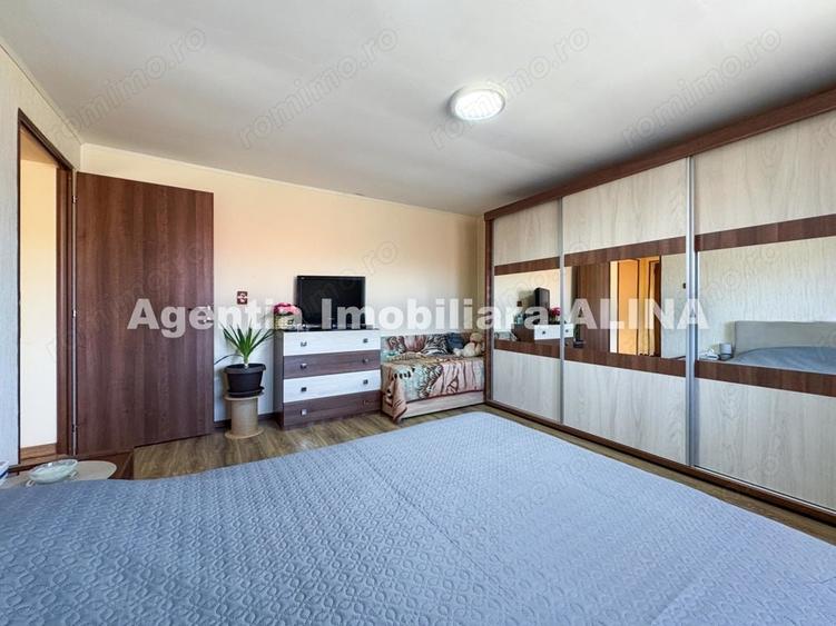 Casă cu Teren 989 Mp în Bejan