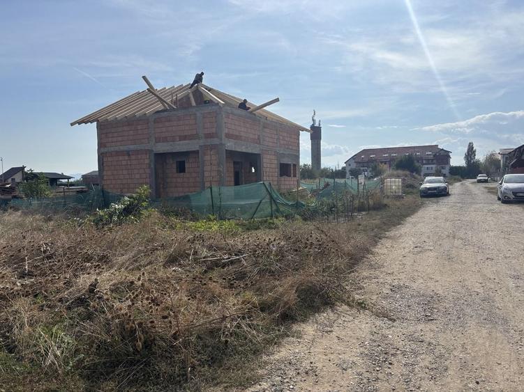 Teren de 351 mp, în Hărman