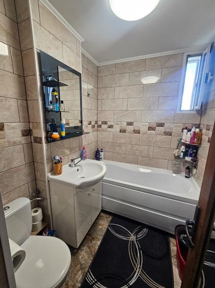 Apartament cu 4 camere în Ampoi 3