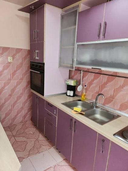 Apartament cu 2 camere nedecomandat, mobilat în Central