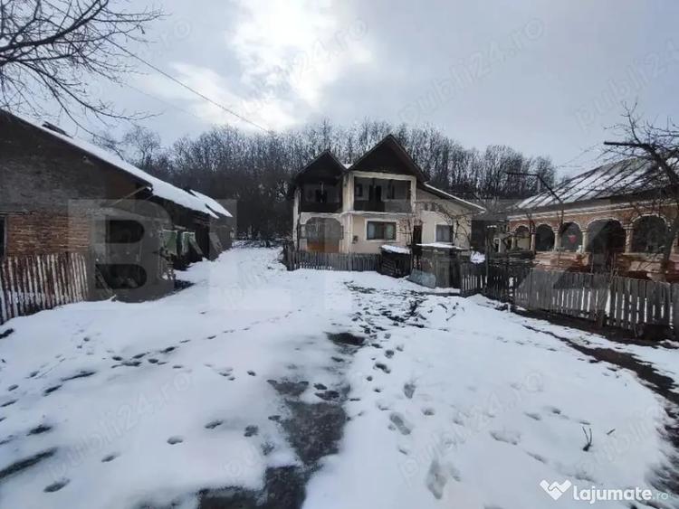 Casa tradi?ionala cu etaj ?i teren 2.080 mp | Cadastru ? - 3