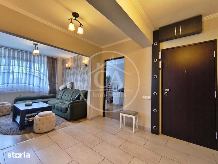 Apartament cu 4 camere decomandat în Decebal
