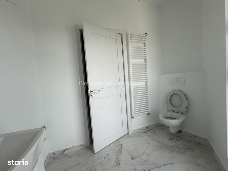 Apartament 3 camere,2 bai,centrala proprie,mutare imediata,TVA inclus