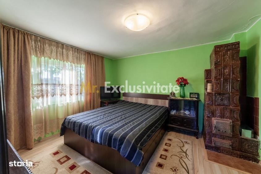 Casă cu 3 camere în Jugureni