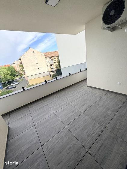 Apartament cu 3 camere în Soarelui