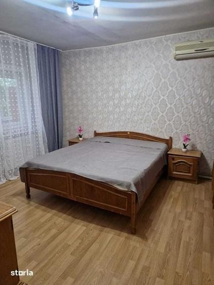 Apartament cu 3 camere decomandat în Traian