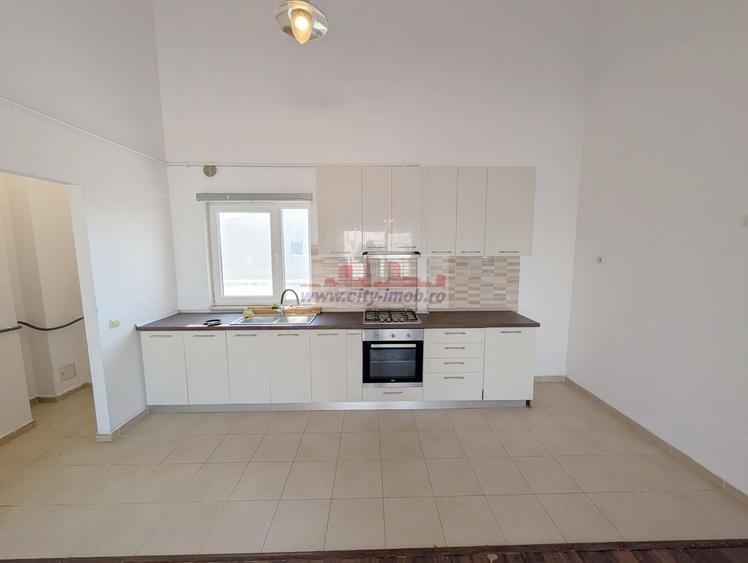 Apartament cu 2 camere semidecomandat în Băneasa