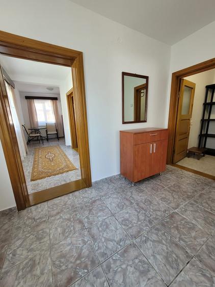Casa de poveste in zona linistita - 3