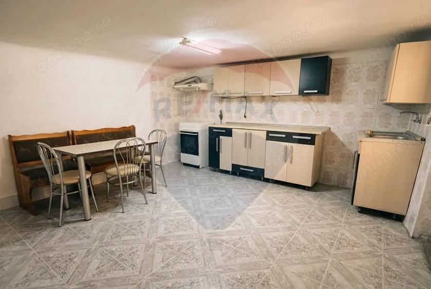 Casă cu 3 camere cu Teren 617 Mp în Sud