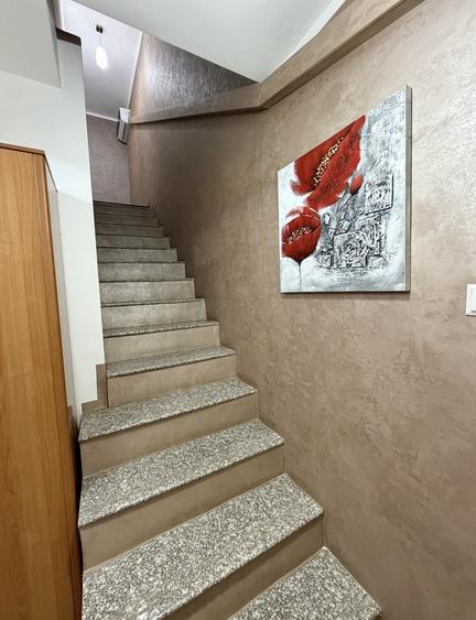 Apartament cu 3 camere decomandat, mobilat în Gherăiești