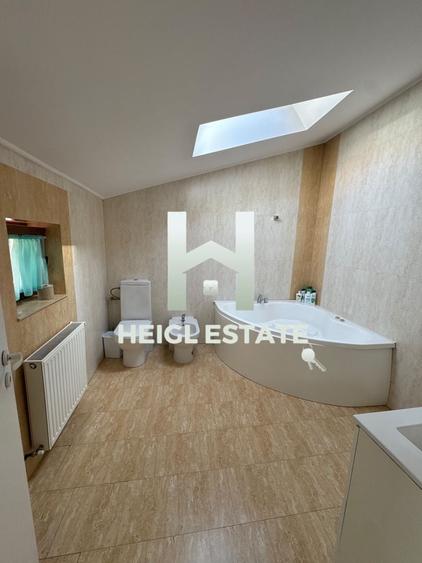 Apartament cu 3 camere, mobilat în Ultracentral