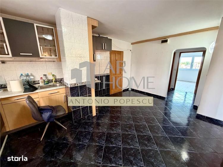 Apartament cu 3 camere decomandat, mobilat în Cioceanu
