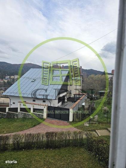 Apartament cu 3 camere semidecomandat în Cioplea