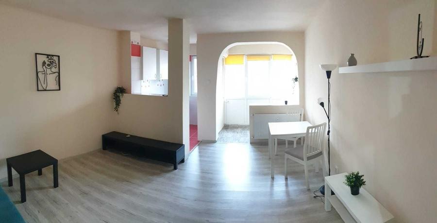 Garsonieră semidecomandată în Basarabia