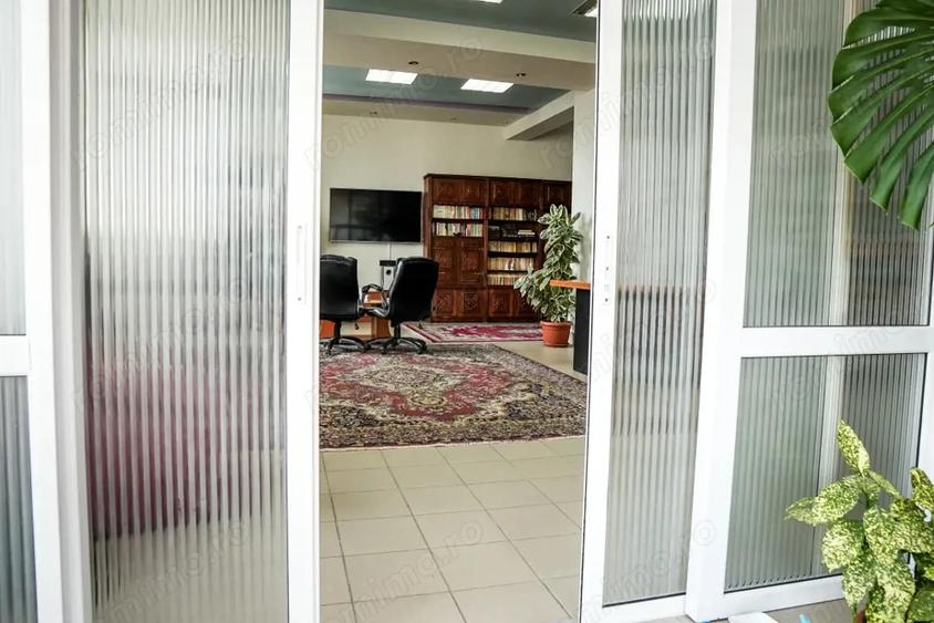 Casă cu 3 camere cu Teren 740 Mp în Moieciu