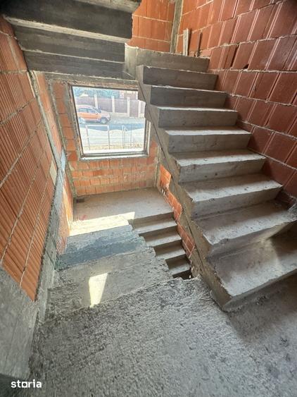 Casă cu Teren 462 Mp în Central