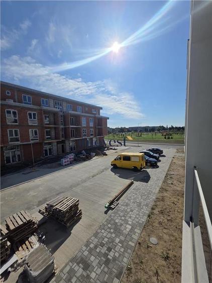 Apartament cu 2 camere decomandat în Solidarității