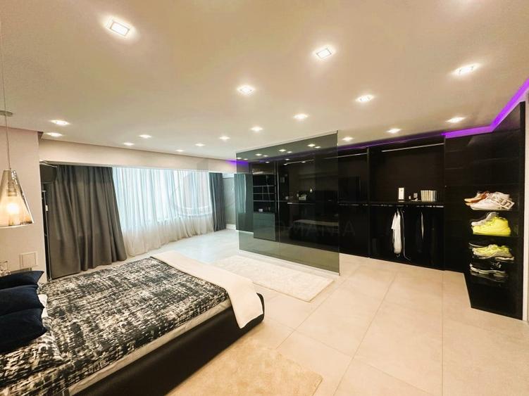 Apartament cu 4 camere decomandat în Unirii