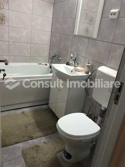 Apartament cu 2 camere semidecomandat, mobilat în Gheorgheni