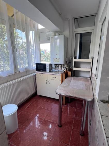 Apartament cu 2 camere decomandat, mobilat în Brazda lui Novac