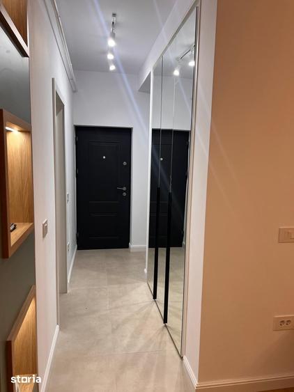 Apartament cu 3 camere decomandat în Rediu