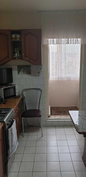 Apartament cu 2 camere decomandat în Astra