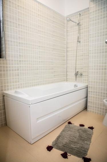 Apartament cu 2 camere decomandat, mobilat în Tomis Plus