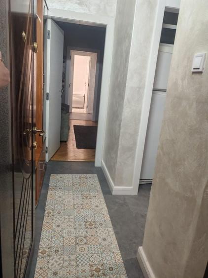 Apartament cu 2 camere semidecomandat în Micro 9