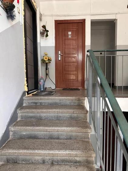Apartament cu 3 camere în Cantemir