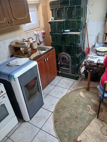 Casă cu 3 camere cu Teren 1000 Mp în Central