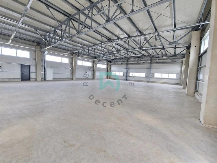 Spațiu comercial, de 590 mp, în Prejmer