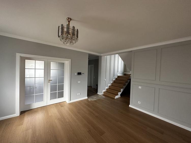 Casă cu 4 camere în Făcăi
