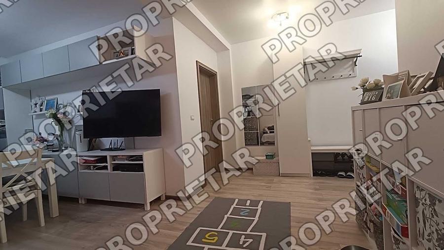 Apartament cu 2 camere semidecomandat, mobilat în Sud