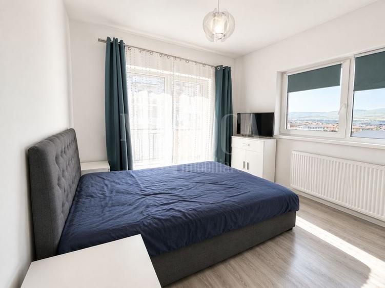 Duplex cu 5 camere cu Canalizare în Florești