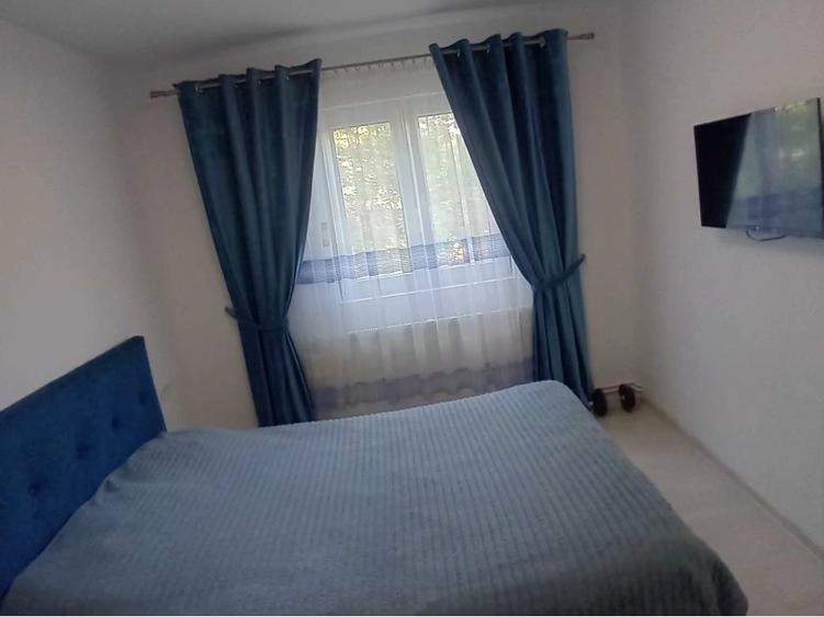 Apartament cu 4 camere decomandat, mobilat în Șagului