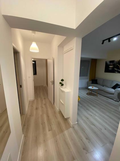 Apartament cu 2 camere decomandat în Regie