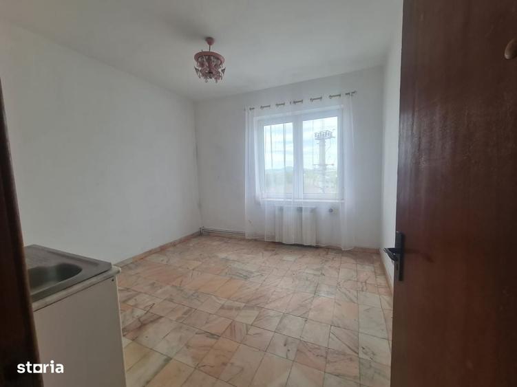 Spațiu comercial, de 110 mp, în Bartolomeu